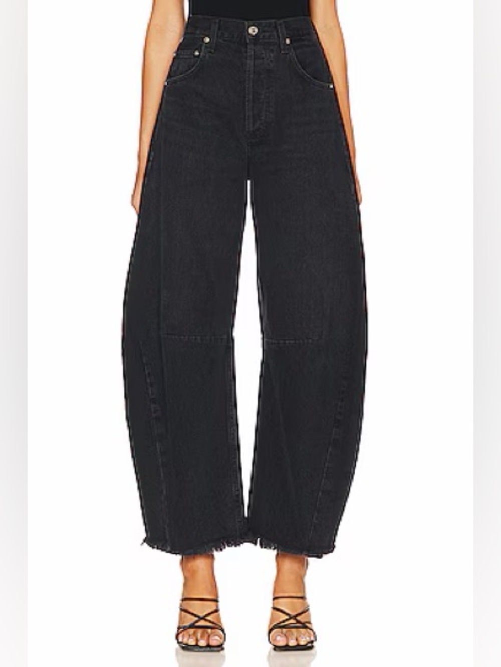 Citizens Of Humanity Horseshoe Barrel Leg Jeans in Black size 27
